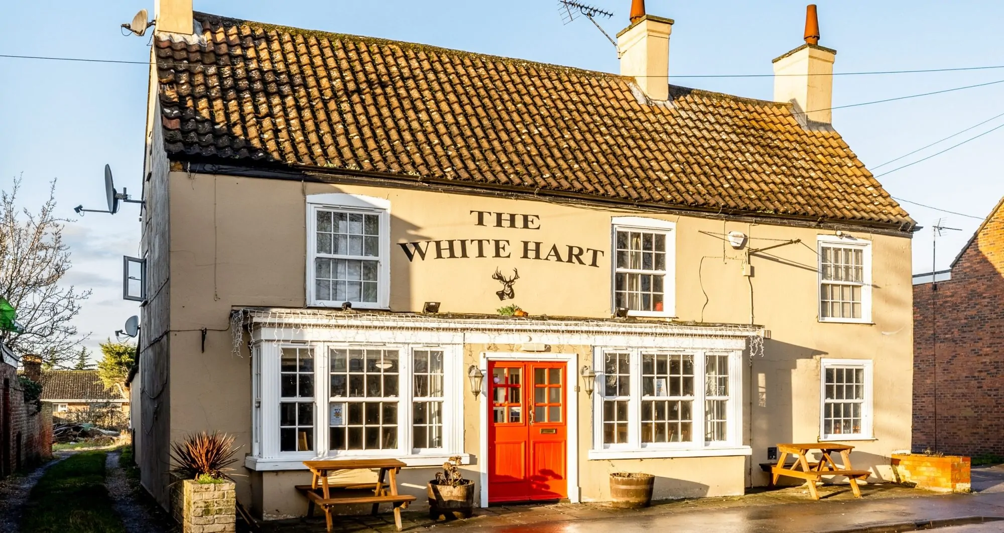 Batemans Pub - White Hart, Sibsey - Front of Pub Exterior - Large Headline Banner Image