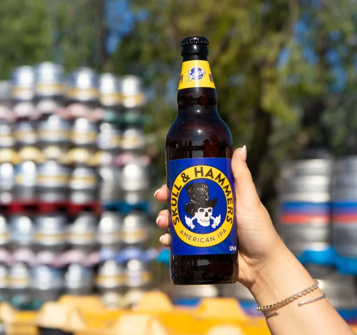 Batemans Skull & Hammers - Bottled Beer Lifestyle Photo