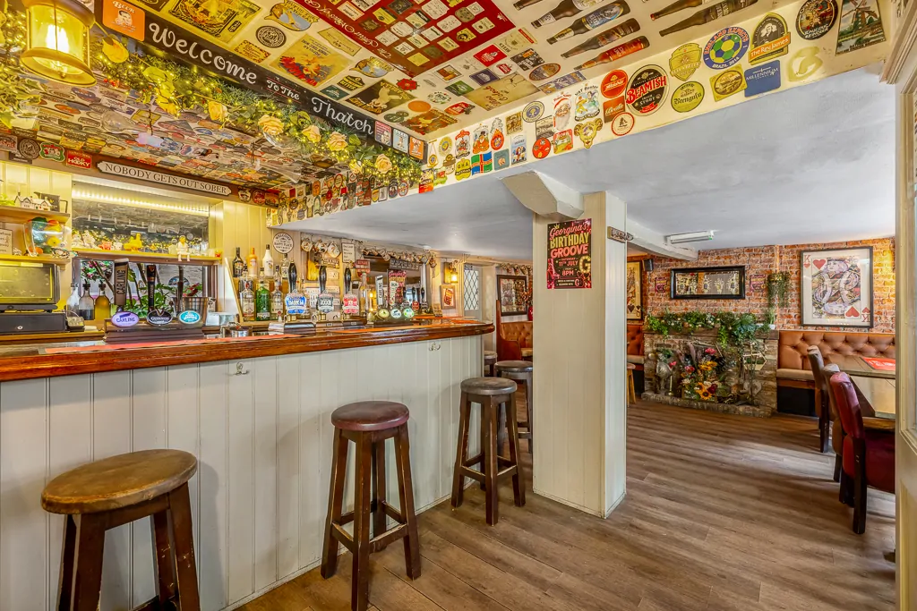 Batemans Pub - Kings Head, Horncastle - Bar & Seating