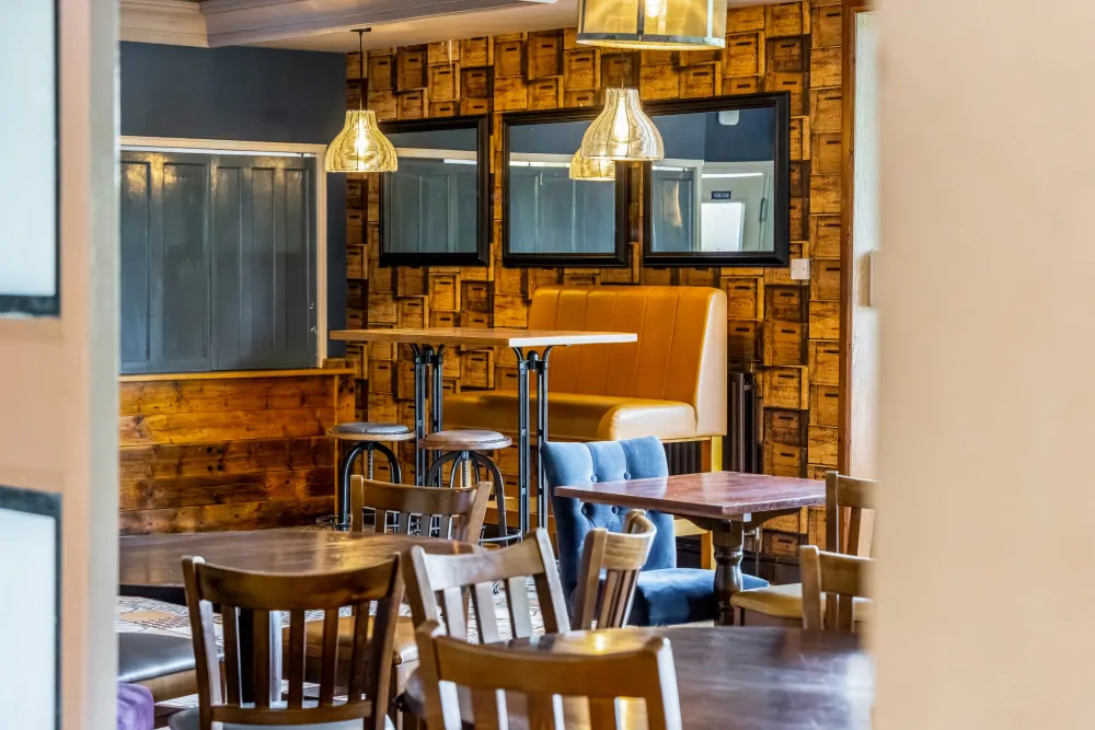 Batemans Pub - The Fairways, Brinsworth - Bar, Dining and Seating