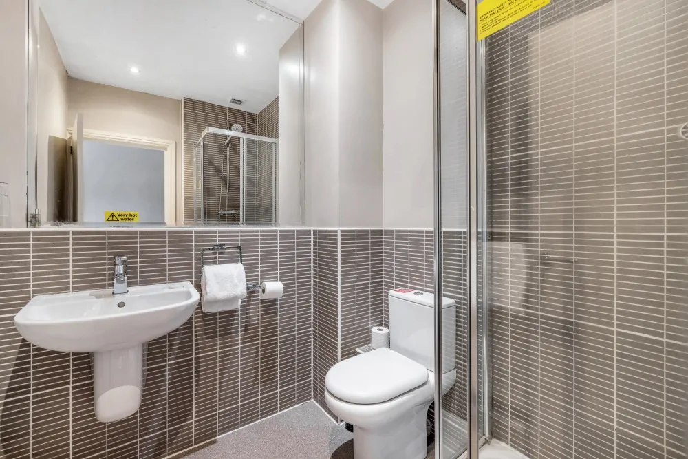 Batemans Pub - The Fairways, Brinsworth - Bathroom