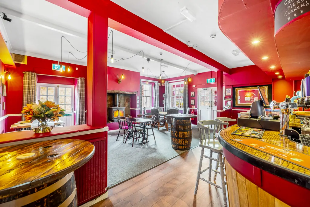 Batemans Pub - White Hart, Nettleham - Bar & Seating