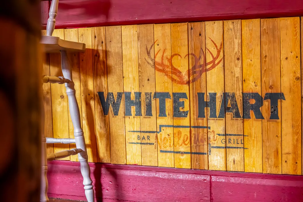 Batemans Pub - White Hart, Nettleham - Bar Signage