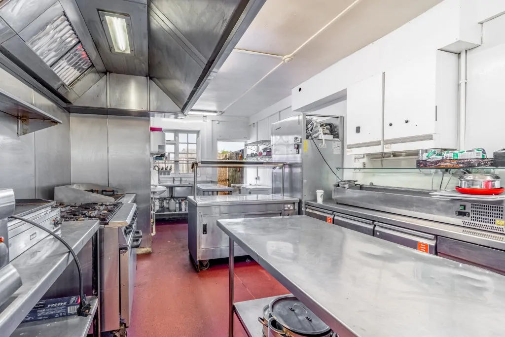 Batemans Pub - White Hart, Nettleham - Kitchen