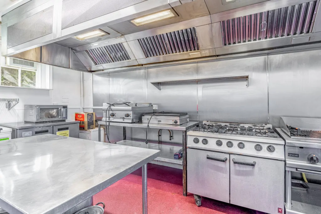 Batemans Pub - White Hart, Nettleham - Kitchen