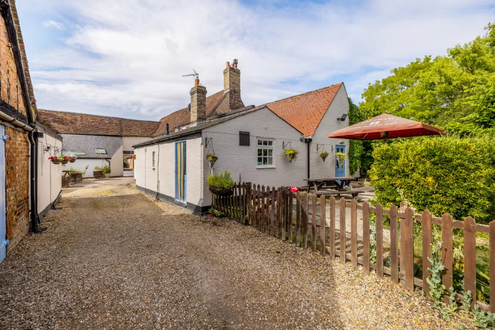 Batemans Pub - White Hart. Great Staughton - Car Park Entrance