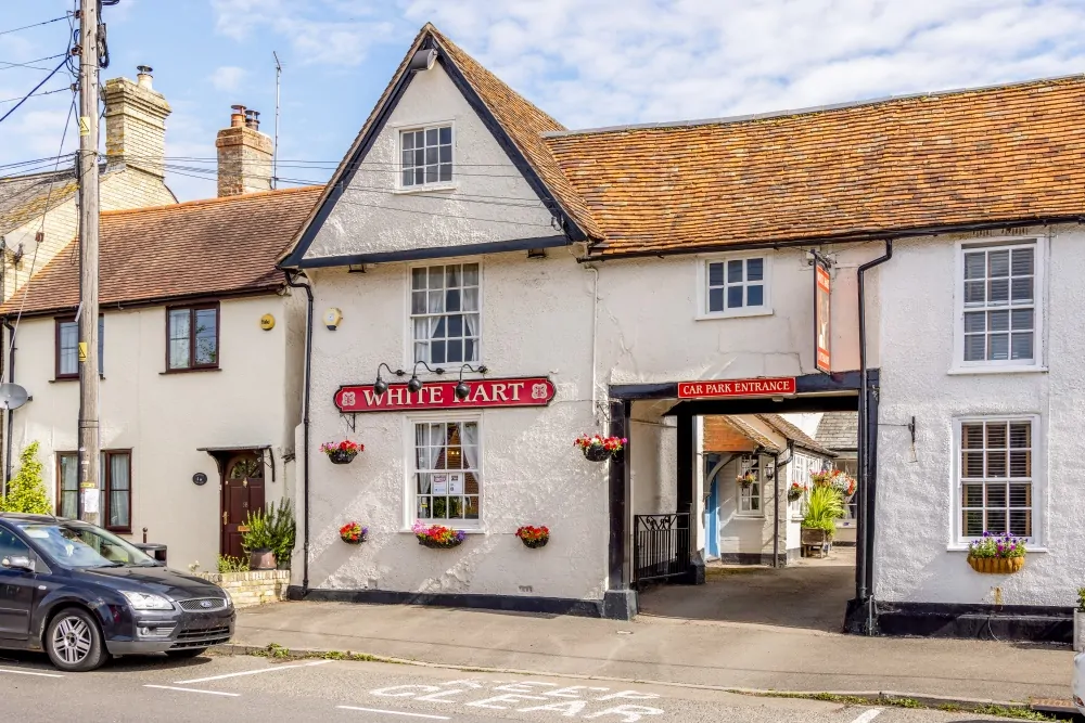 Batemans Pub - White Hart. Great Staughton - Exterior Front