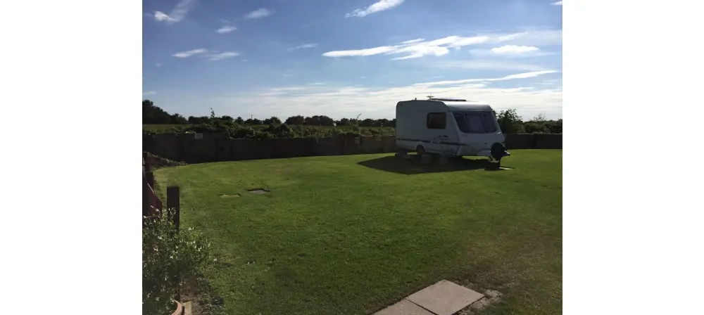 Ship Inn, Chapel St Leonards - Caravan Site